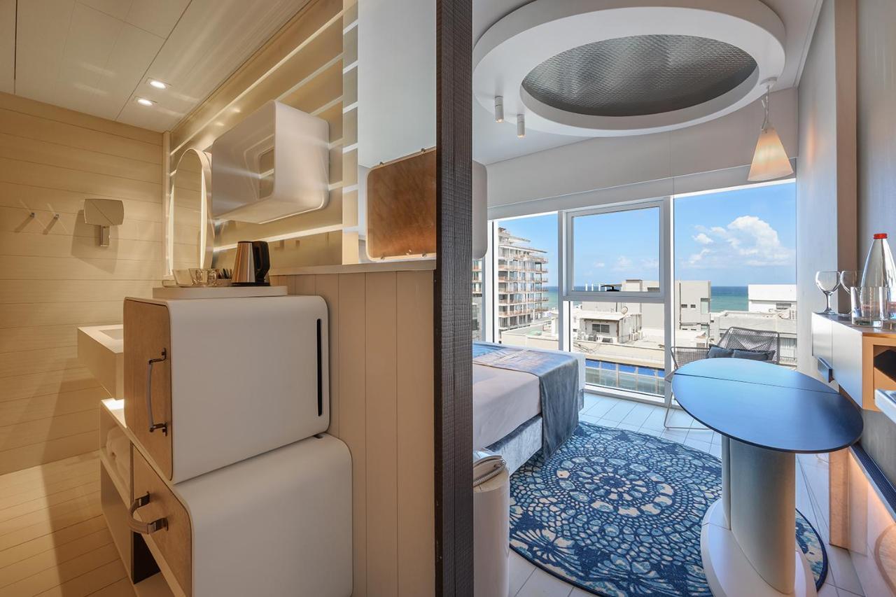Port Tower By Isrotel Design テル・アビブ エクステリア 写真