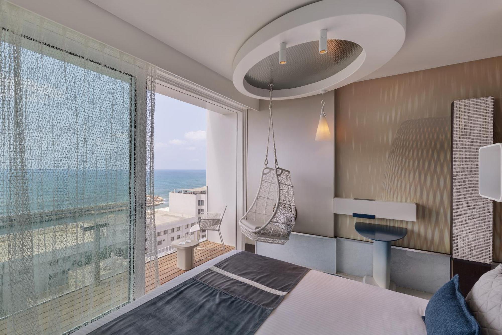 Port Tower By Isrotel Design テル・アビブ エクステリア 写真